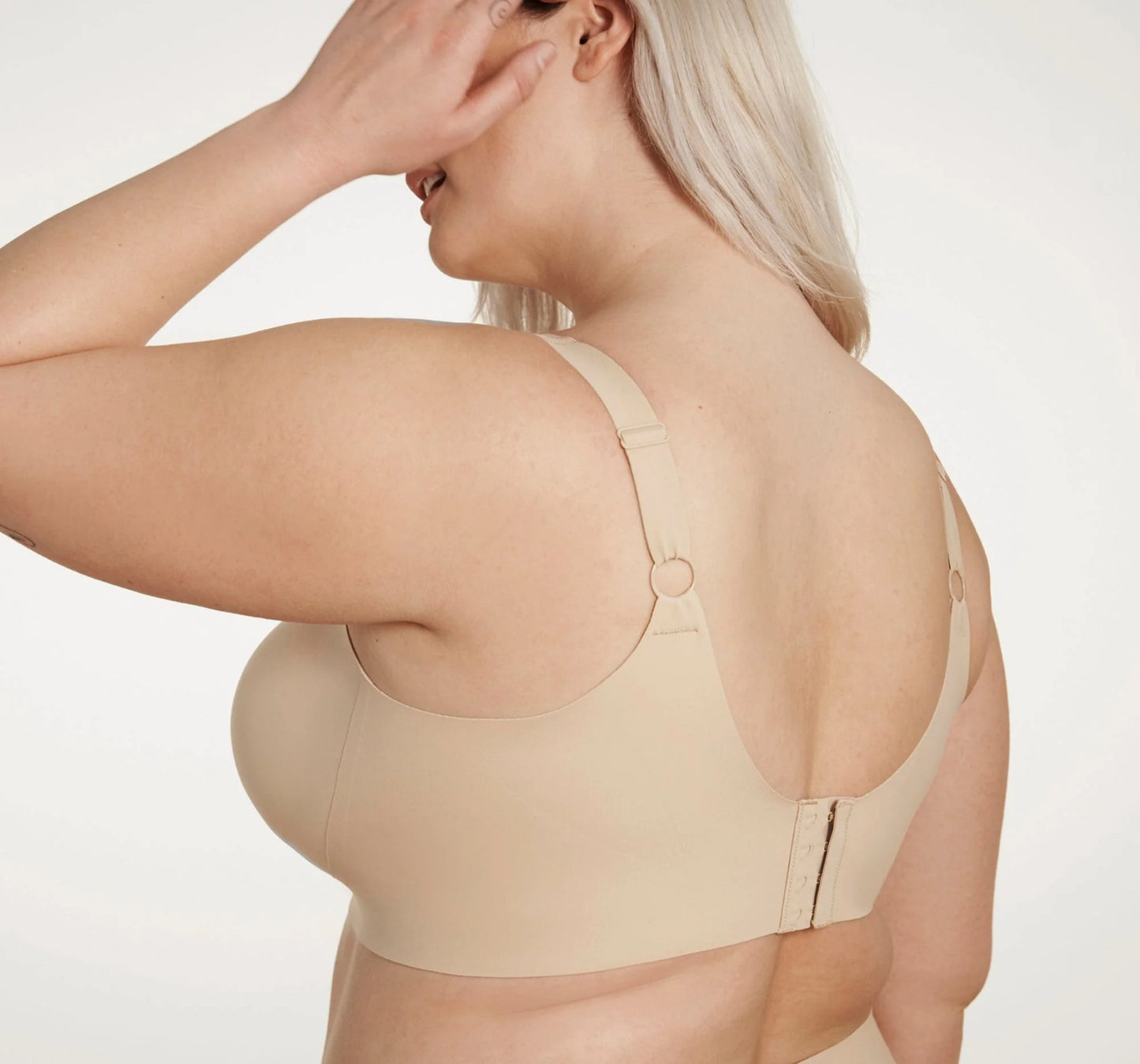 ARC & SOUL Mükemmel ilk telsiz sütyeniniz.